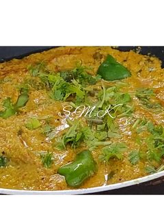 सिमला मिरची ची रस्सा भाजी (shimla mirchi rassa bhaji recipe in marathi) रेसिपी चे मुख्य फोटो
