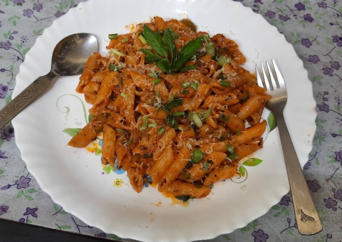 Red sauce vegetables Italian pasta