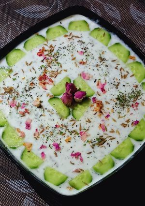 عکسی از دستور ماست و خیار با زیره سبز