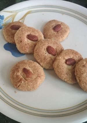 कोकोनट ड्राई फ्रूट कुकीज (Coconut dry fruit cookies recipe in Hindi) रेसिपी मुख्य फोटो