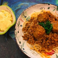 A picture of Meatballs with Meat Sauce.