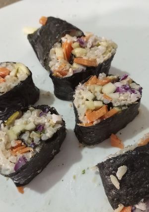 Una foto de SUSHI vegano