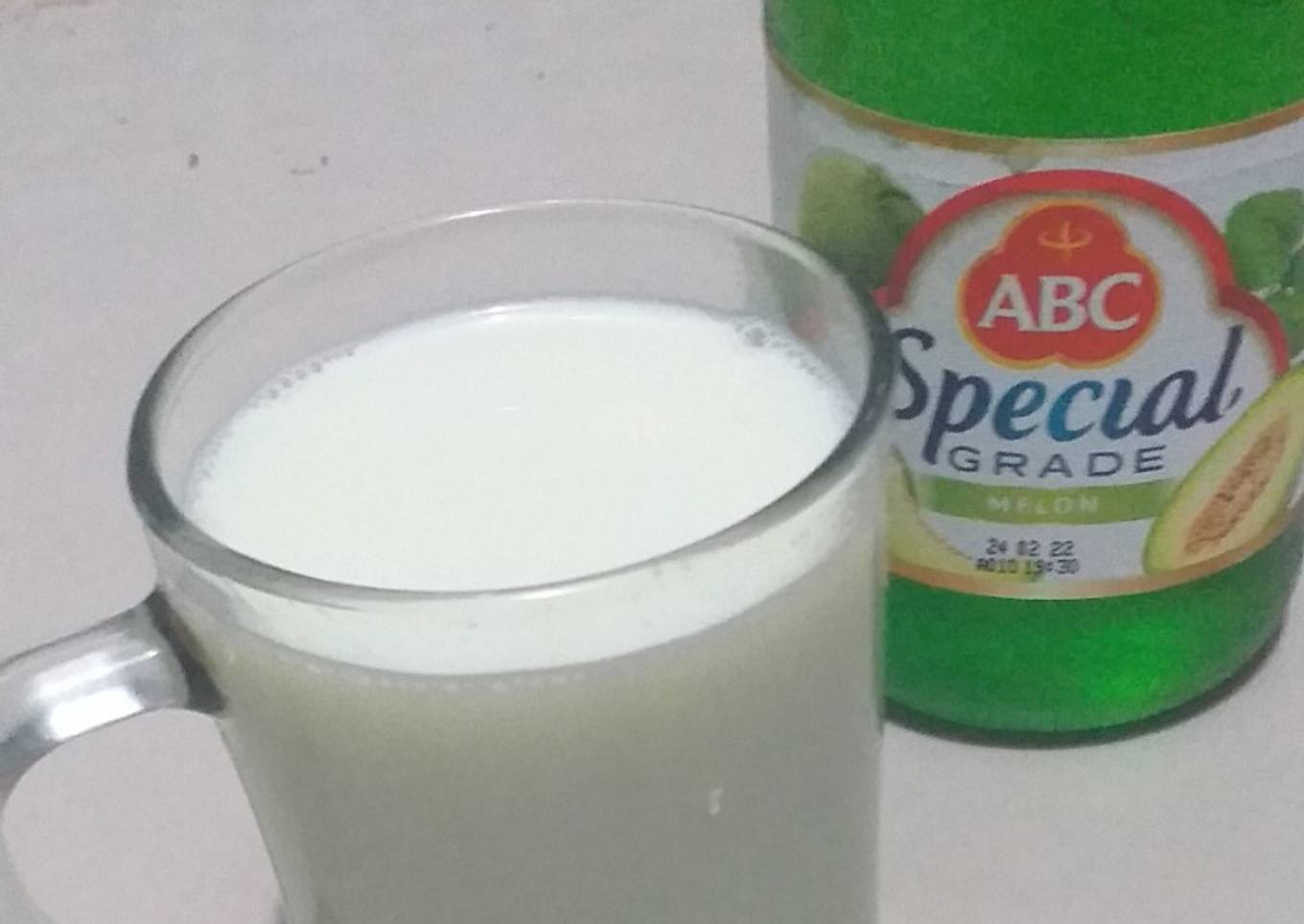 54. Susu Sapi Rasa Melon