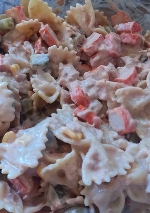 Una foto de 179. Ensalada de lacitos con mahonesa y ketchup