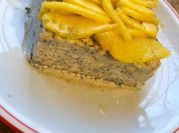 Una foto di colazione yogurt e semi di chia
