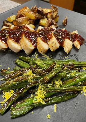 A picture of Balsamic Fig Chicken.