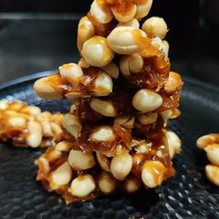A picture of Peanut chikki.
