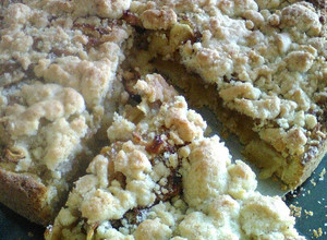 Una foto de Kuchen de manzana con migas