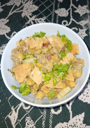 A picture of Stew Curry Chaat.