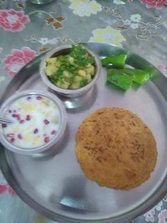 ફ્રુટ સલાડ(fruit salad recipe in Gujarati) રેસીપી મુખ્ય ફોટો