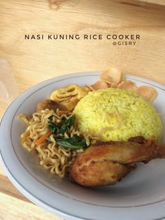 Foto resep Nasi Kuning Rice Cooker