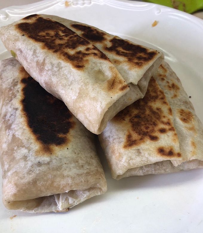 Una foto de Burritos de machaca Sonorense