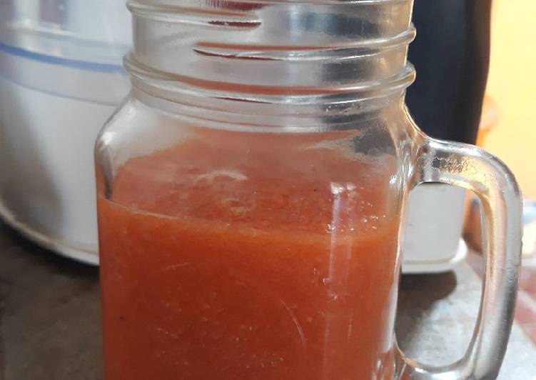 Bagaimana Menyiapkan Jus wortel tomat strowbery, Sempurna