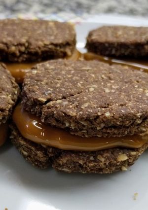 Una foto de Alfajores saludables