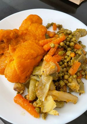 Foto principal de Muslitos de pollo en salsa de zanahoria