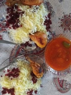 عکسی از دستور زرشک پلو با مرغ مجلسی