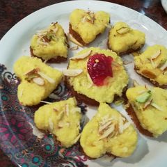 A picture of Crunchy kalakand bites.