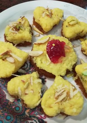 A picture of Crunchy kalakand bites.