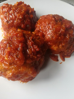 Una foto de Filetes rusos en salsa de tomate