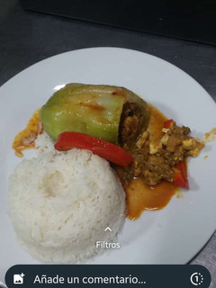 Una foto de Kaiwa rellena con carne molida