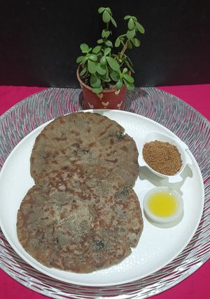 A picture of Bajre Ka Stuffed Rotla.