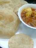 Poori with Egg Roast