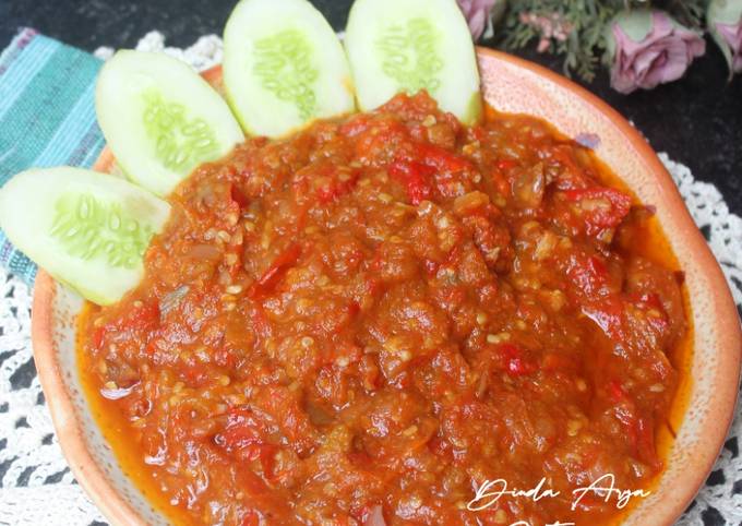 Resep Sambal Pecel Ayam / Pecel Lele oleh Dinda Arya Setyarini (Dapur