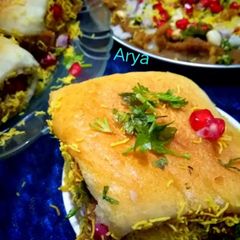 A picture of Dabeli.
