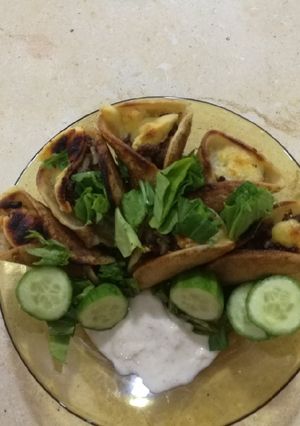 صورة لوصفة قطايف باللحمه المفرومه والجبن