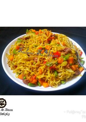 A picture of Indomie mai kayan lambu by salma.s.Adam.