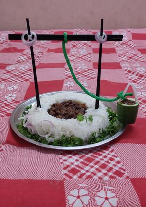 A picture of Rajma Curry with Rice.