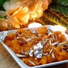 A picture of Soji ka halwa.