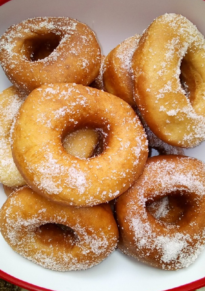 A picture of Soft and fluffy doughnuts.