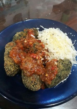 Una foto de Albóndigas de acelga