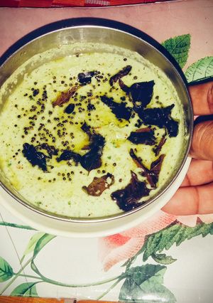 मूंगफली नारियल की चटनी रेसिपी मुख्य फोटो