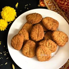 A picture of Thekua (Indian Cookies - Bihari style).