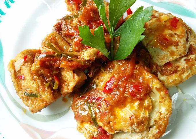 Ini dia! Resep enak memasak Telur Ceplok &amp; Tahu Bumbu Bali yang lezat