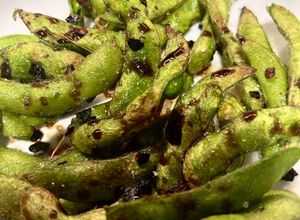 Foto principal de Edamame picante con soja 🫛 en airfryer