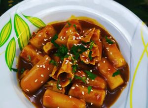 Foto resep Tteokbokki with homemade Gochujang 🇰🇷