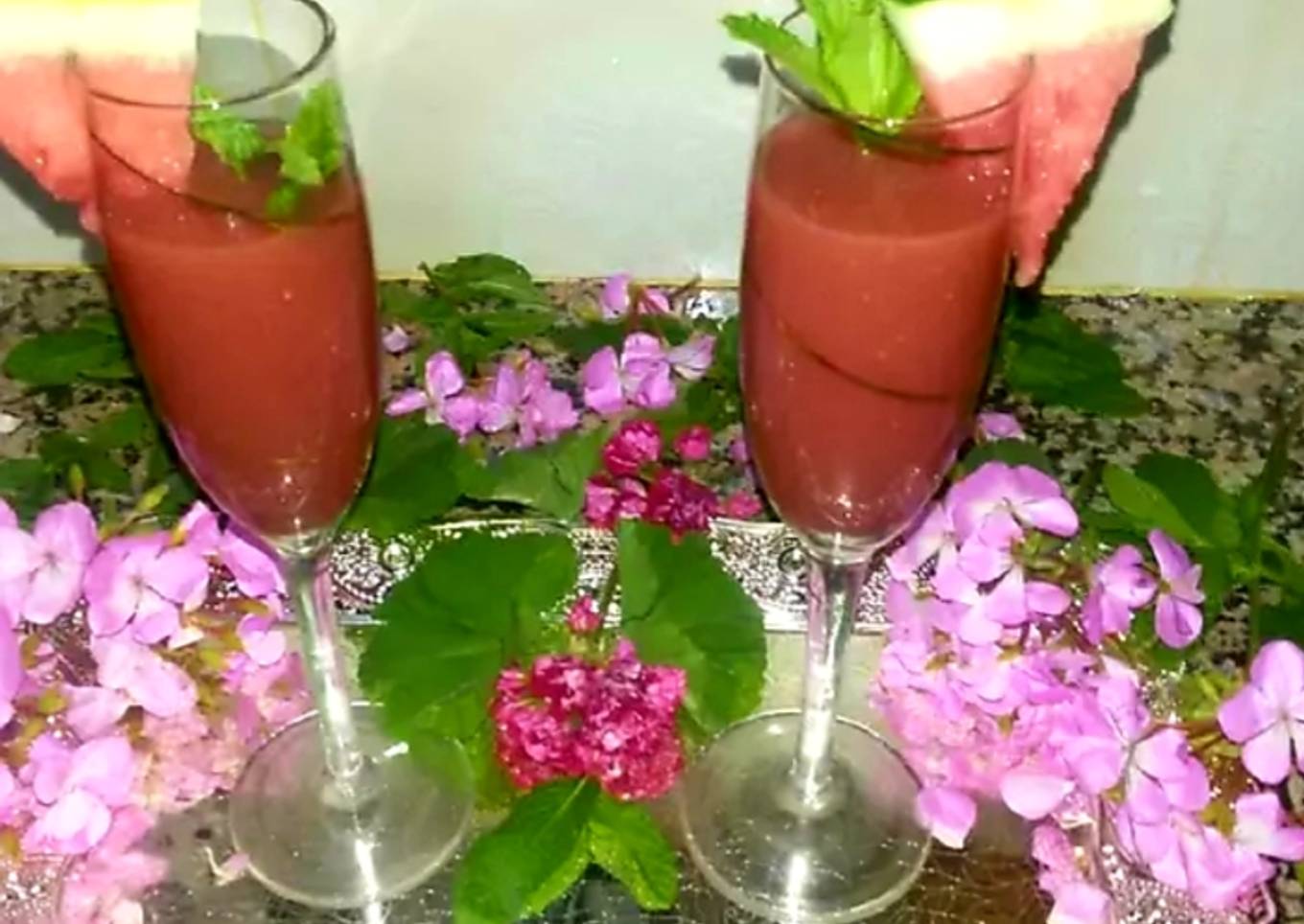 Step-by-Step Guide to Make Perfect Red watermelon juice, mint and lemon juice