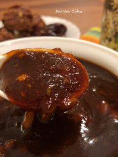 A picture of Dates Jaggery No Sugar Dip – Khajur Gur Ki Chutney – Winter Special.
