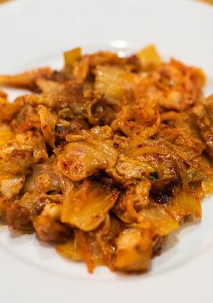 A picture of Stir-fried kimchi and pork.