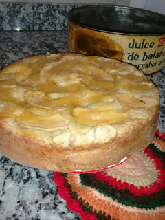Una foto de Torta de manzana "falsa" invertida MUY FÁCIL