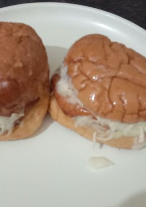 A picture of Cheesy Burger.