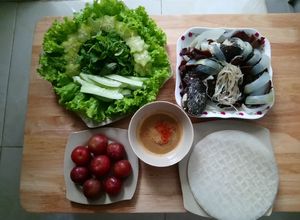 Hình của món Cá hấp cuốn bánh tráng.