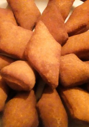A picture of Vishete (unleavened mandazi).
