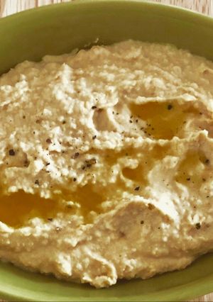 Una foto de Humus de garbanzo!!