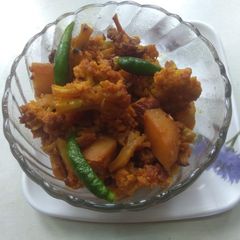 A picture of Gobi masala.