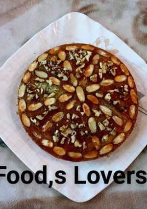 A picture of Almond cake.