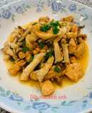 Nấm xào thịt gà